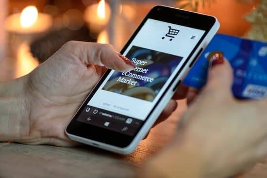 Using a smartphone for ecommerce